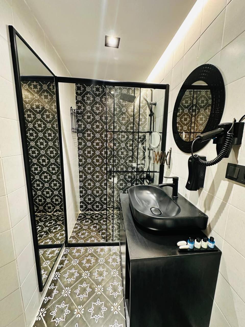 Reexe Istanbul Hotel Екстериор снимка